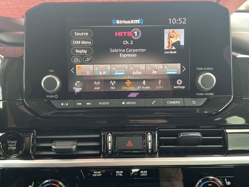 Certified 2025 Nissan Pathfinder SV image 24