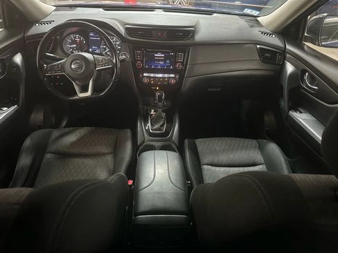 Used 2020 Nissan Rogue SV AWD/4WD image 9