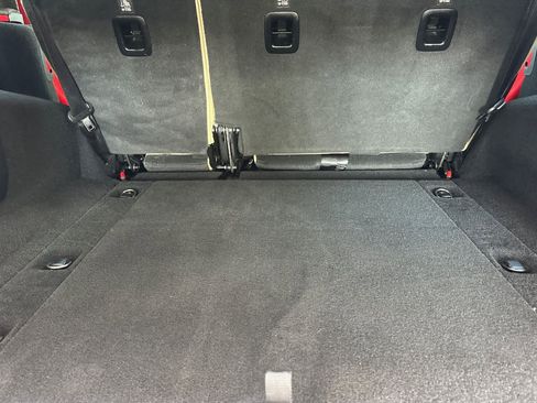 Used 2018 Jeep Wrangler Unlimited Sport S AWD/4WD image 15