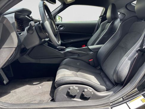 Used 2024 Nissan Z Performance w/ Floor Mat Package RWD image 10