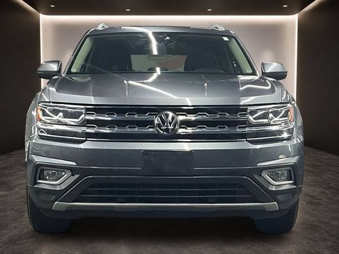 Used 2018 Volkswagen Atlas SEL FWD image 2