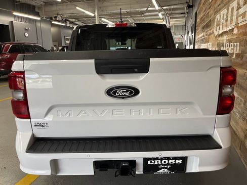 Used 2025 Ford Maverick Lobo image 24