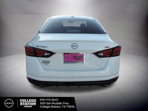 New 2025 Nissan Altima 2.5 SR w/ SR Premium Package image 5