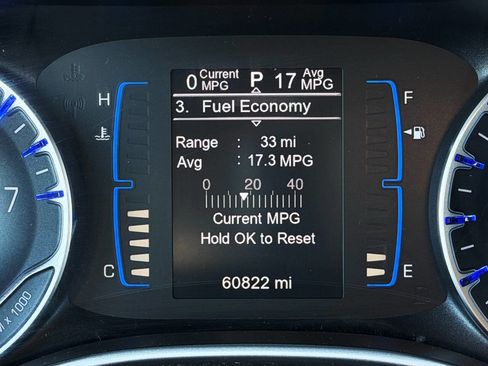 Used 2017 Chrysler Pacifica Touring image 36