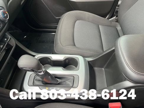 Used 2022 Chevrolet Colorado LT w/ LT Convenience Package image 26