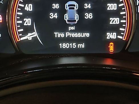 Used 2024 Dodge Durango SXT w/ SXT Blacktop Group image 14