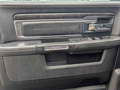 Used 2018 RAM 1500 Limited image 10