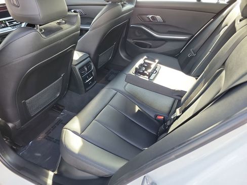 Used 2021 BMW 330i Sedan w/ Premium Package image 23