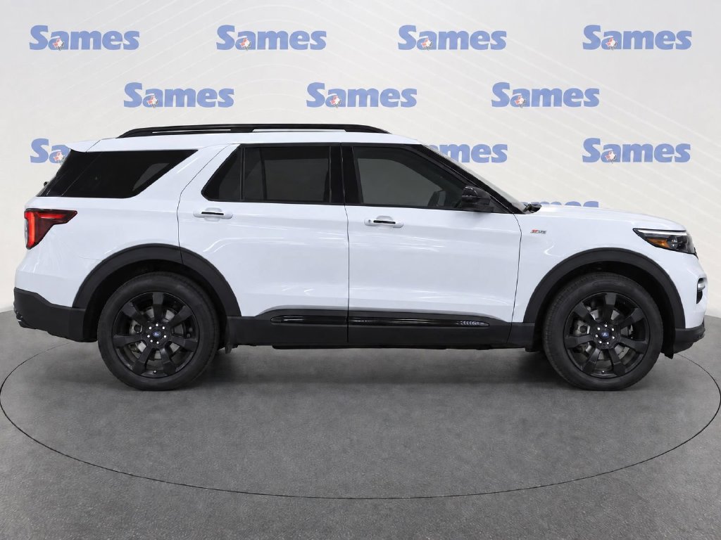 Certified 2023 Ford Explorer ST-Line w/ Class IV Trailer Tow Package RWD image 8