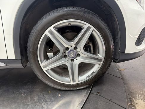 Certified 2015 Mercedes-Benz GLA 250 4MATIC image 9