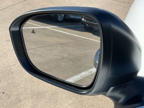 New 2026 Nissan Kicks S image 10