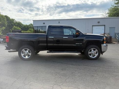 Used 2019 Chevrolet Silverado 2500 W/T w/ Snow Plow Prep Package AWD/4WD image 7