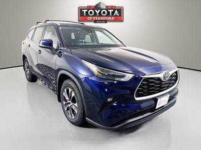 Used 2023 Toyota Highlander XLE