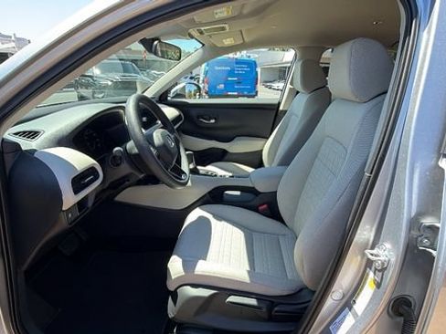 New 2027 Honda HR-V LX image 32