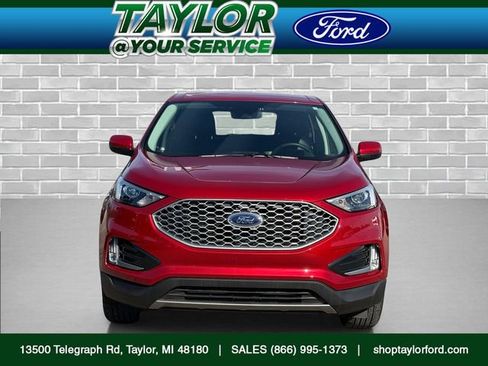Certified 2024 Ford Edge SEL w/ Convenience Package image 2