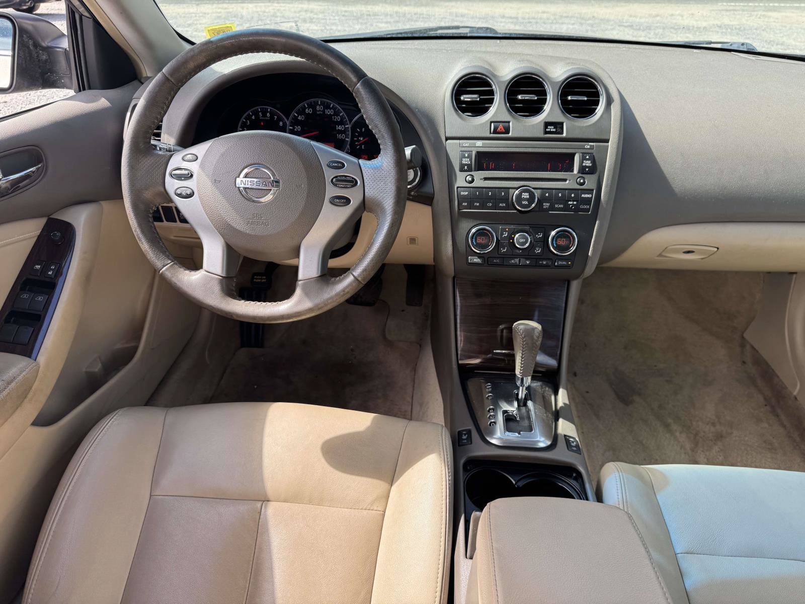 Used 2011 Nissan Altima 2.5 SL w/ 2.5SL Pkg FWD image 11