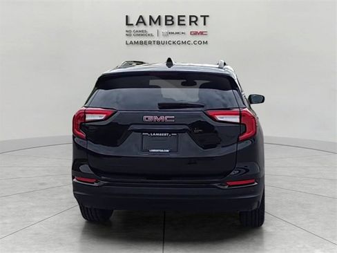 Used 2023 GMC Terrain SLE w/ Elevation Edition image 6
