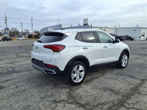 Used 2025 Buick Encore GX Preferred image 16