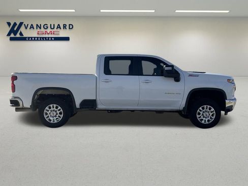 Used 2023 Chevrolet Silverado 2500 LT image 10