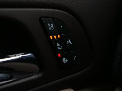 Used 2011 GMC Sierra 3500 Denali image 9