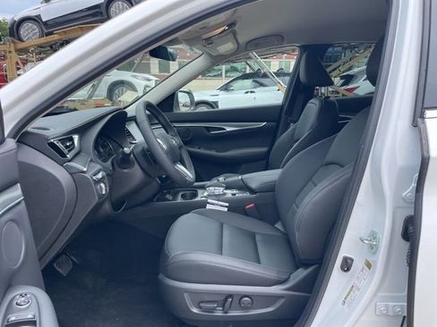 Certified 2025 INFINITI QX50 Pure image 25