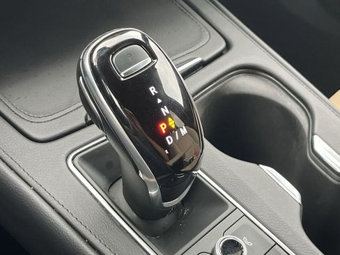 Certified 2024 Cadillac XT4 Premium Luxury image 8