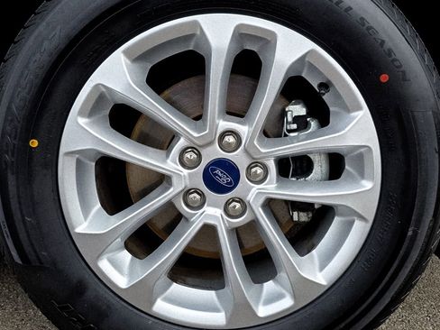 Used 2020 Ford Escape SE image 31