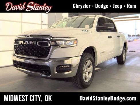 Used 2025 RAM 1500 Lone Star AWD/4WD image 1