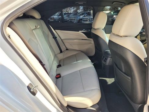 Used 2023 Cadillac CT4 Premium Luxury image 17