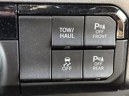 Certified 2022 RAM 1500 Laramie image 39