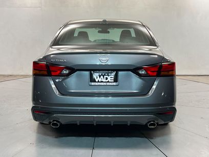 Used 2025 Nissan Altima 2.5 SV w/ SV Premium Package
