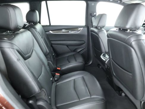 Used 2022 Cadillac XT6 Sport image 23