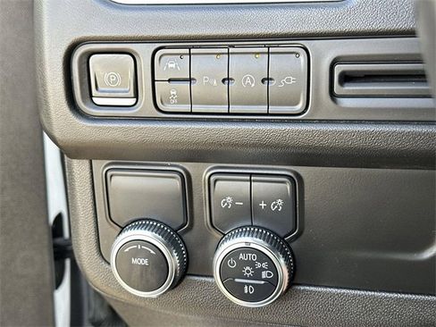 Used 2021 GMC Yukon SLT image 16