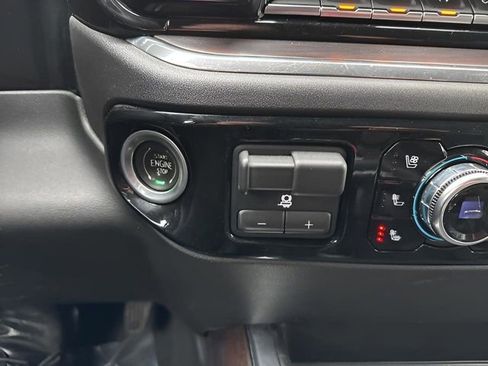 Used 2023 GMC Sierra 1500 SLT w/ SLT Premium Plus Package image 24