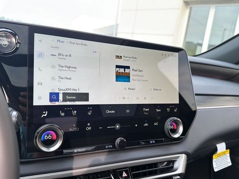 New 2026 Lexus RX 350 AWD/4WD image 25