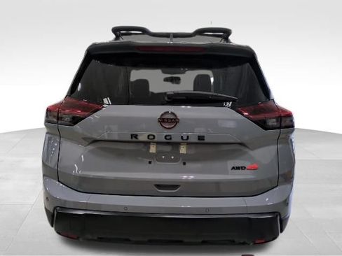Used 2025 Nissan Rogue SV w/ Rock Creek Premium Package AWD/4WD image 31