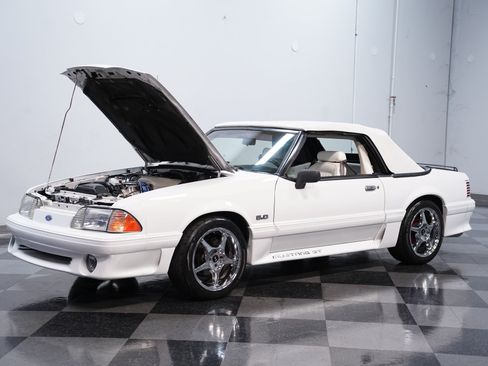 Used 1993 Ford Mustang GT RWD image 25