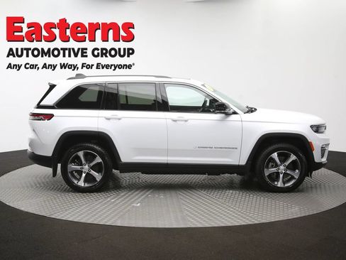 Used 2022 Jeep Grand Cherokee Limited 4xe w/ MOPAR Finishing Package AWD/4WD image 48