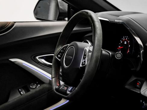 Used 2018 Chevrolet Camaro ZL1 RWD image 49