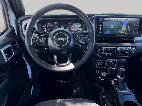 Used 2024 Jeep Wrangler Unlimited Sport AWD/4WD image 6