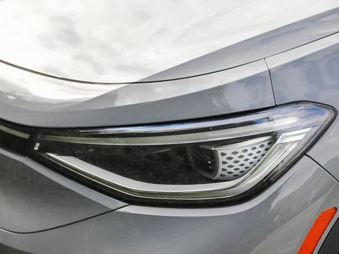 Used 2022 Volkswagen ID.4 Pro S image 7