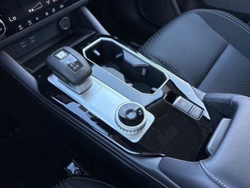 New 2025 Mitsubishi Outlander ES FWD image 20