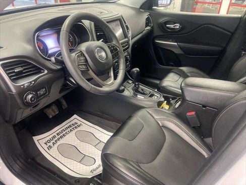 Certified 2022 Jeep Cherokee Latitude Lux w/ Sun & Sound Group image 6