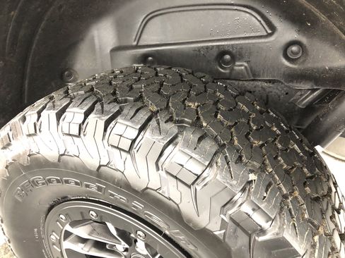 Certified 2024 Jeep Wrangler Unlimited Rubicon AWD/4WD image 24