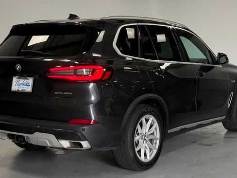 Used 2023 BMW X5 xDrive45e AWD/4WD image 3
