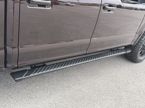 Used 2018 Ford F150 XLT w/ Equipment Group 302A Luxury AWD/4WD image 3