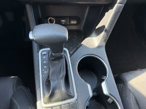 Used 2021 Kia Sportage LX AWD/4WD image 11