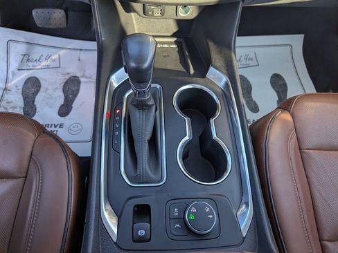 Used 2021 Chevrolet Traverse High Country image 28