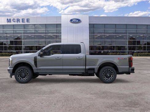 New 2026 Ford F250 Platinum w/ FX4 Off-Road Package AWD/4WD image 3