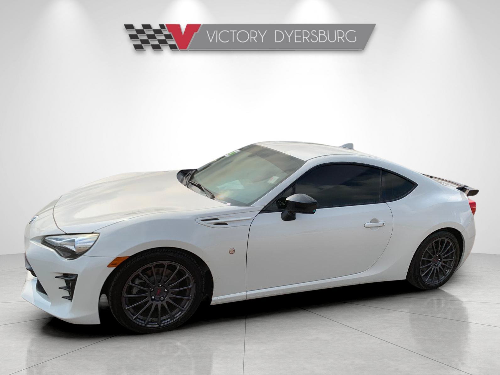 Used 2018 Toyota 86 RWD image 8